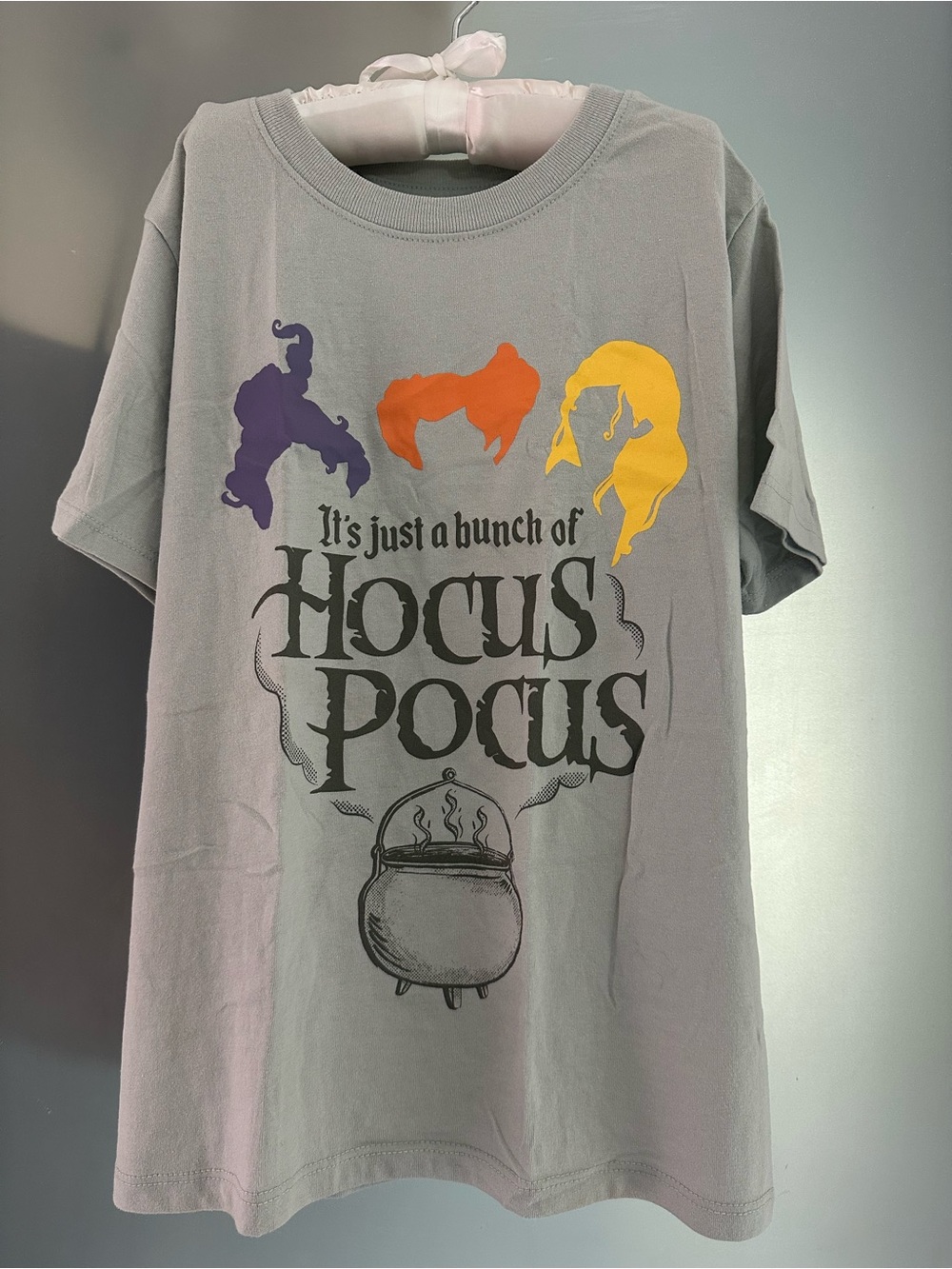 Disney’s Hocus Pocus gray kids T-shirt NWOT